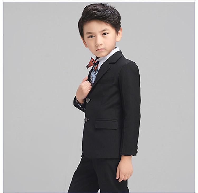 Diseño personalizado Reunión de noche formal Traje de chaqueta de manga larga de un solo pecho para niños pequeños negros con pajarita