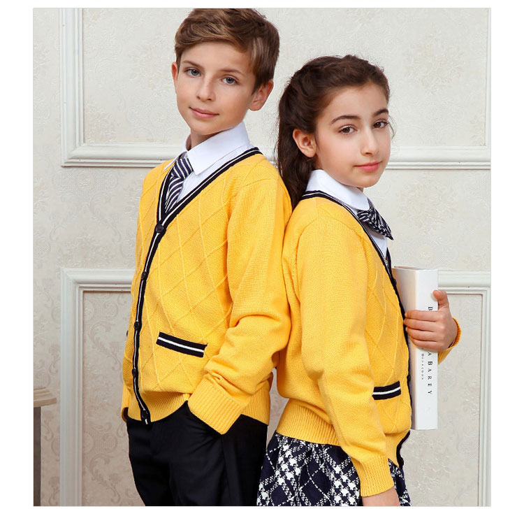 Diseño personalizado del uniforme escolar de la rebeca del suéter del frente abierto del amarillo de la moda del color sólido