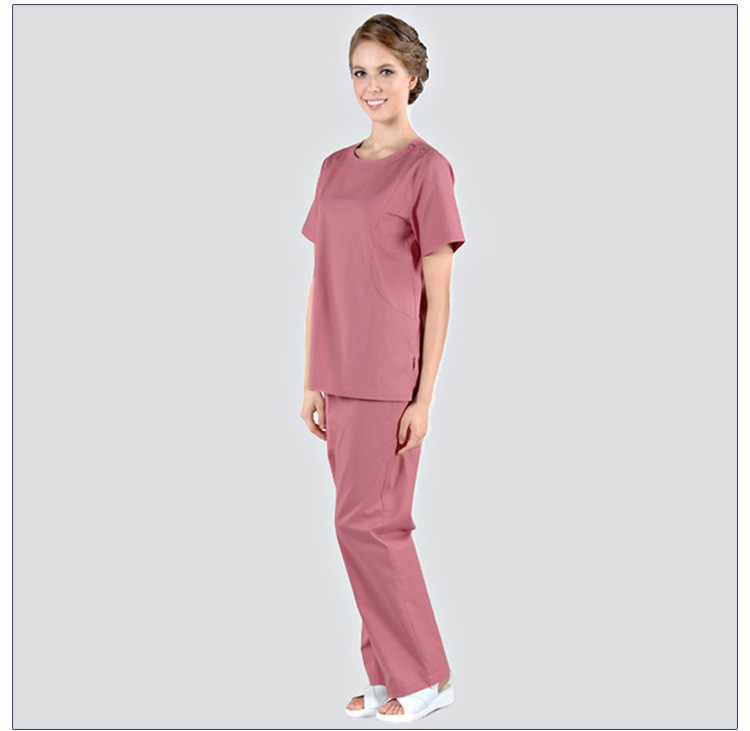 Nuevo estilo cómodo uniforme de enfermera mujeres Scrub enfermera uniformes Top y pantalones