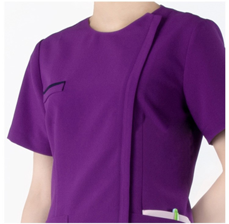 Cree la ropa de trabajo uniforme de la enfermera del diseño de moda para requisitos particulares friega la parte superior y los pantalones de los uniformes